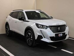Bianco Usata 2023 Peugeot 2008 Allure SUV | 17.900 € (Buon prezzo)
