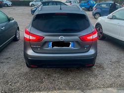 Usata 2015 Nissan Qashqai SUV | 10.000 € (Buon prezzo)