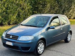 Usata 2005 Fiat Punto Due volumi | 1600 € (Buon prezzo)