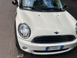Bianco Usata 2010 Mini ONE Due volumi | 4500 €