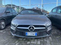 Grigio Usata 2020 Mercedes A180 Premium Tre volumi | 26.900 € (Cara)