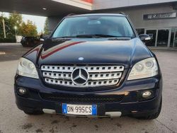 Blu scuro metallizzato Usata 2008 Mercedes ML320 SUV | 8500 € (Super prezzo)