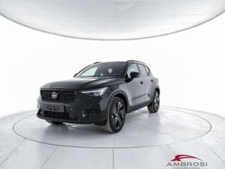 Nero(met.) Usata 2024 Volvo XC40 Ultra SUV | 38.800 € (Buon prezzo)