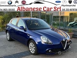 Blu Usata 2017 Alfa Romeo Giulietta Business Tre volumi | 8700 € (Buon prezzo)