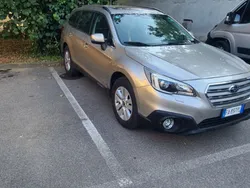 Usata 2015 Subaru Outback SUV | 10.000 € (Buon prezzo)