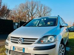 Grigio Usata 2007 VW Golf Plus Cross Monovolume | 2200 € (Ottimo prezzo)