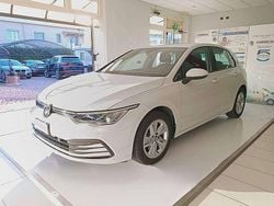 Other Usata 2021 VW Golf VIII Life Tre volumi | 16.999 € (Buon prezzo)