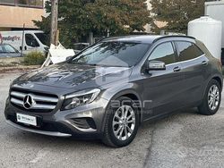 Grigio Usata 2015 Mercedes GLA180 Premium SUV | 13.800 € (Buon prezzo)