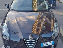 Usata 2015 Alfa Romeo Giulietta Distinctive Due volumi | 8500 € (Buon prezzo)