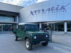 Verde metallizzato Usata 2002 Land Rover Defender SUV | 25.990 € (Molto cara)