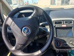 Grigio Usata 2006 Fiat Punto Due volumi | 1200 € (Ottimo prezzo)