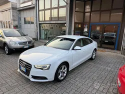Bianco Usata 2014 Audi A5 Advanced Coupé | 13.690 € (Buon prezzo)