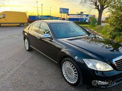 Nero Usata 2009 Mercedes S320 Tre volumi | 8500 € (Buon prezzo)