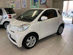 Bianco Usata 2009 Toyota iQ Due volumi | 8900 € (Cara)
