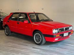 Rosso Usata 1991 Lancia Delta Due volumi | 36.900 €