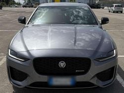 Grigio Usata 2023 Jaguar XE R-Dynamic Tre volumi | 35.990 € (Molto cara)