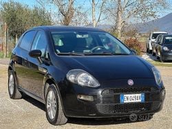 Nero Usata 2012 Fiat Punto Pop Tre volumi | 5700 € (Buon prezzo)