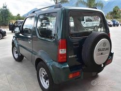 Verde Usata 2005 Suzuki Jimny SUV | 8990 € (Buon prezzo)