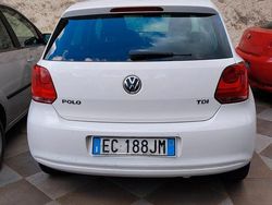 Bianco Usata 2010 VW Polo Comfortline Tre volumi | 4100 € (Ottimo prezzo)
