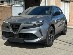 Grigio arese Nuova 2025 Alfa Romeo Junior SUV | 29.500 € (Buon prezzo)