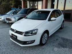 Bianco Usata 2014 VW Polo Tre volumi | 5800 € (Buon prezzo)