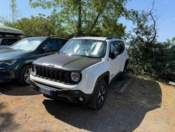 Bianco Usata 2022 Jeep Renegade Trailhawk SUV | 23.000 € (Buon prezzo)