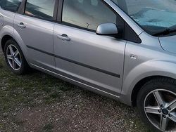 Grigio Usata 2006 Ford Focus Station wagon | 1500 € (Buon prezzo)