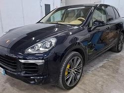 Usata 2015 Porsche Cayenne SUV | 25.900 € (Ottimo prezzo)