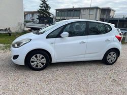 Bianco Usata 2011 Hyundai ix20 Comfort Due volumi | 3999 € (Buon prezzo)