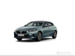 Verde Nuova 2025 BMW 118 Due volumi | 43.340 €