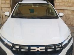 Bianco Usata 2024 Dacia Sandero Due volumi | 15.000 € (Cara)
