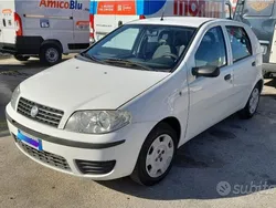 Usata 2007 Fiat Punto Due volumi | 2700 € (Buon prezzo)