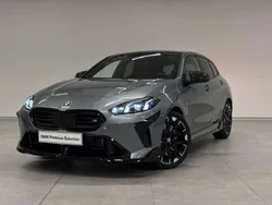 Skyscraper grey metallizzato Nuova 2024 BMW M135 M Performance Due volumi | 52.500 € (Buon prezzo)