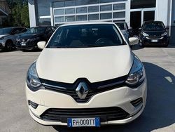 Beige Usata 2017 Renault Clio GrandTour Life Station wagon | 10.499 € (Buon prezzo)