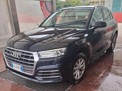 Blu/azzurro Usata 2019 Audi Q5 Business SUV | 25.900 € (Buon prezzo)