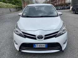Other Usata 2014 Toyota Verso Active Monovolume | 5990 € (Buon prezzo)