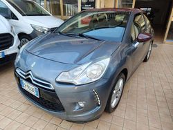 Grigio Usata 2010 Citroën DS3 Chic Tre volumi | 3999 € (Buon prezzo)