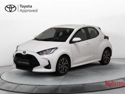 Bianco Usata 2021 Toyota Yaris Hybrid Trend Tre volumi | 15.900 € (Buon prezzo)
