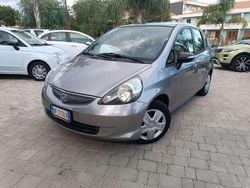 Grigio Usata 2007 Honda Jazz Due volumi | 3900 € (Buon prezzo)