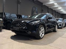 Nero metallizzato Usata 2011 Infiniti Fx30 Premium SUV | 5900 €