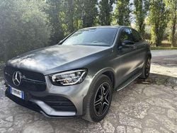 Grigio Usata 2022 Mercedes GLC220 AMG line Coupé | 49.900 € (Buon prezzo)