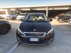 Nero Usata 2014 Peugeot 308 GT-line Tre volumi | 5999 € (Buon prezzo)