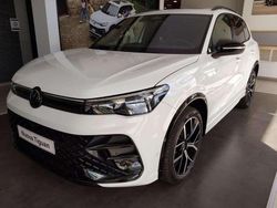 Bianco / pastello Nuova 2025 VW Tiguan R-line Plus SUV | 56.900 €