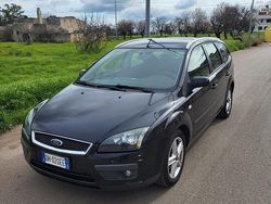 Blu Usata 2007 Ford Focus Ghia Station wagon | 2400 € (Buon prezzo)