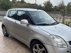 Grigio Usata 2007 Suzuki Swift Due volumi | 2800 € (Buon prezzo)