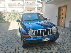 Blu/azzurro Usata 2005 Jeep Cherokee Limited SUV | 10.000 € (Molto cara)