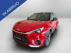 Rosso Usata 2024 Lexus LBX SUV | 35.150 € (Buon prezzo)