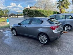 Grigio Usata 2013 Alfa Romeo Giulietta Due volumi | 5000 € (Super prezzo)