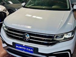 Bianco Usata 2022 VW Tiguan SUV | 26.999 € (Molto cara)