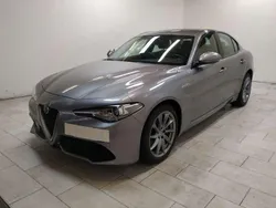 Grigio Usata 2017 Alfa Romeo Giulia Veloce Tre volumi | 23.990 € (Cara)